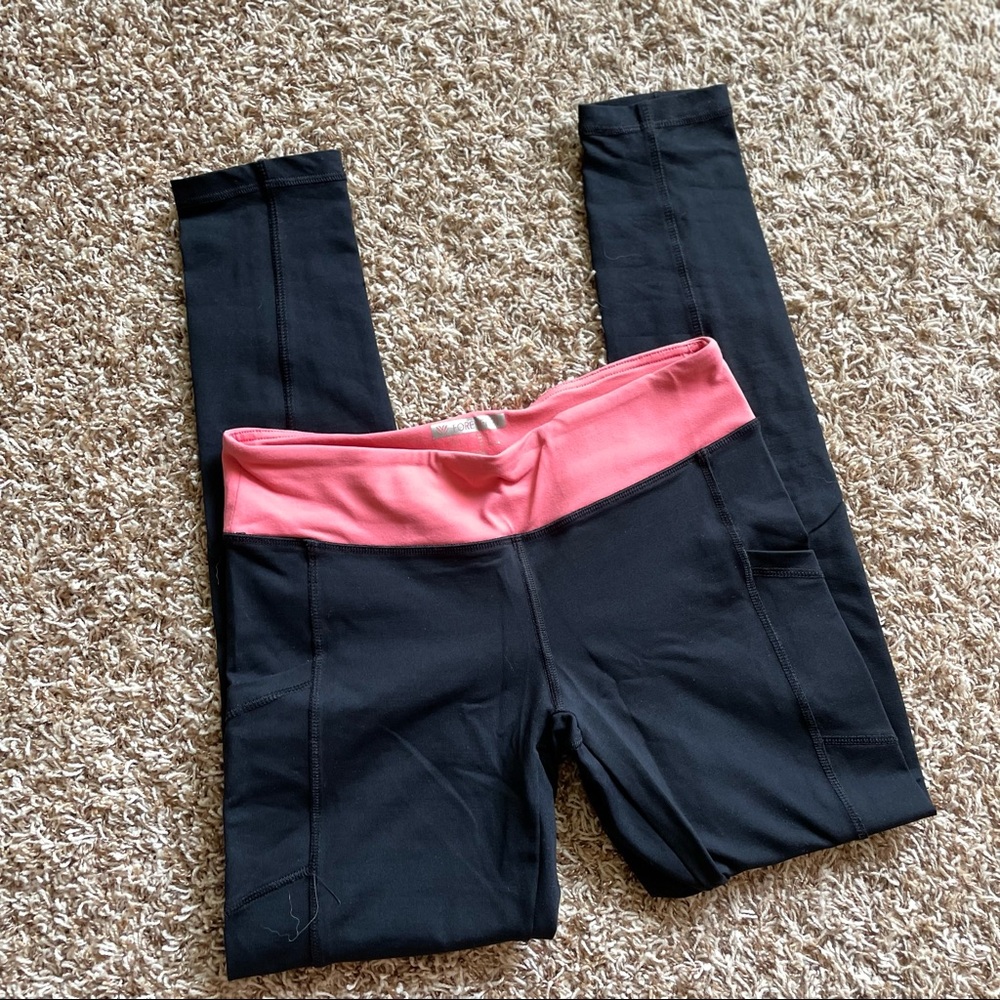 Forever21 black leggings